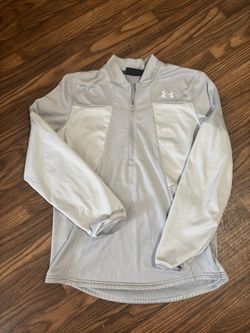 Under Armour 1/2 Zip Cold Gear Woman’s Fleece Jacket * Medium