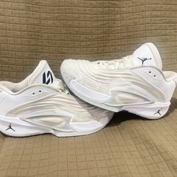 Nike Air Jordan Luka White Men’s Size 8.5 Sneakers  Shoes Excellent Condition