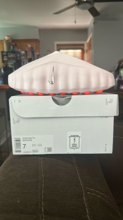 NIKE MIND 001