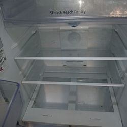 Working Fridge,  Great  For Extra Fridge