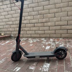 Electric scooter