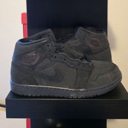 Air Jordan 1 Mid 
