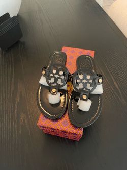 black tory burch sandals
