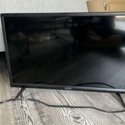 24 In Vizio Smart TV