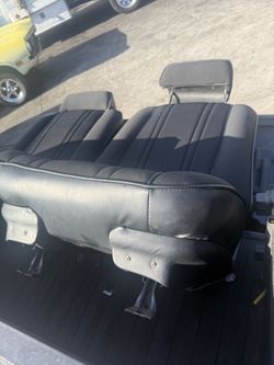 Chevelle Gto cutlass bucket seats