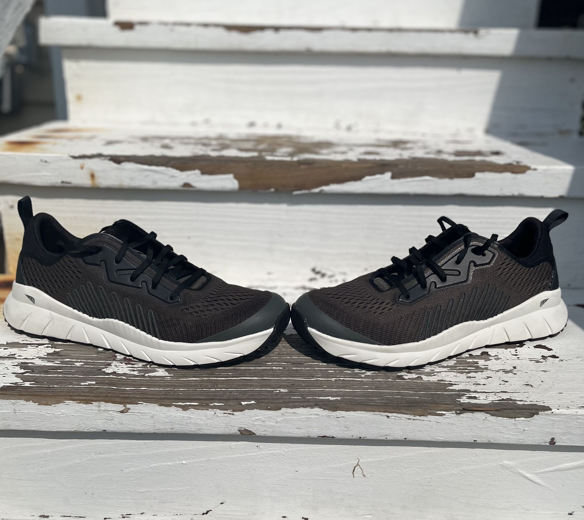 ECOLITE MEN'S SOFT TOE ATHLETIC SHOE