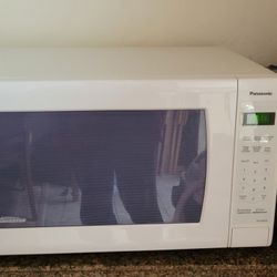 Large Microwave 1250 Watts