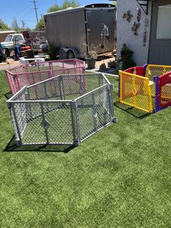 $45 Pet play pin, cages all sizes, travel carriers