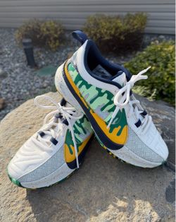 NIKE shoe 6 youth Zoom Freak 5 GS  New. no tags