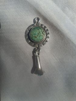 Alberto navajo  auténtic Sterling green turquoise Squash Blossom pendant Signed Alberto Navajo