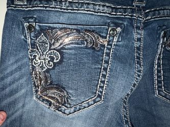 Miss Me Signature Skinny Jeans Size 32 – Rhinestone Fleur de Lis Y2K Denim