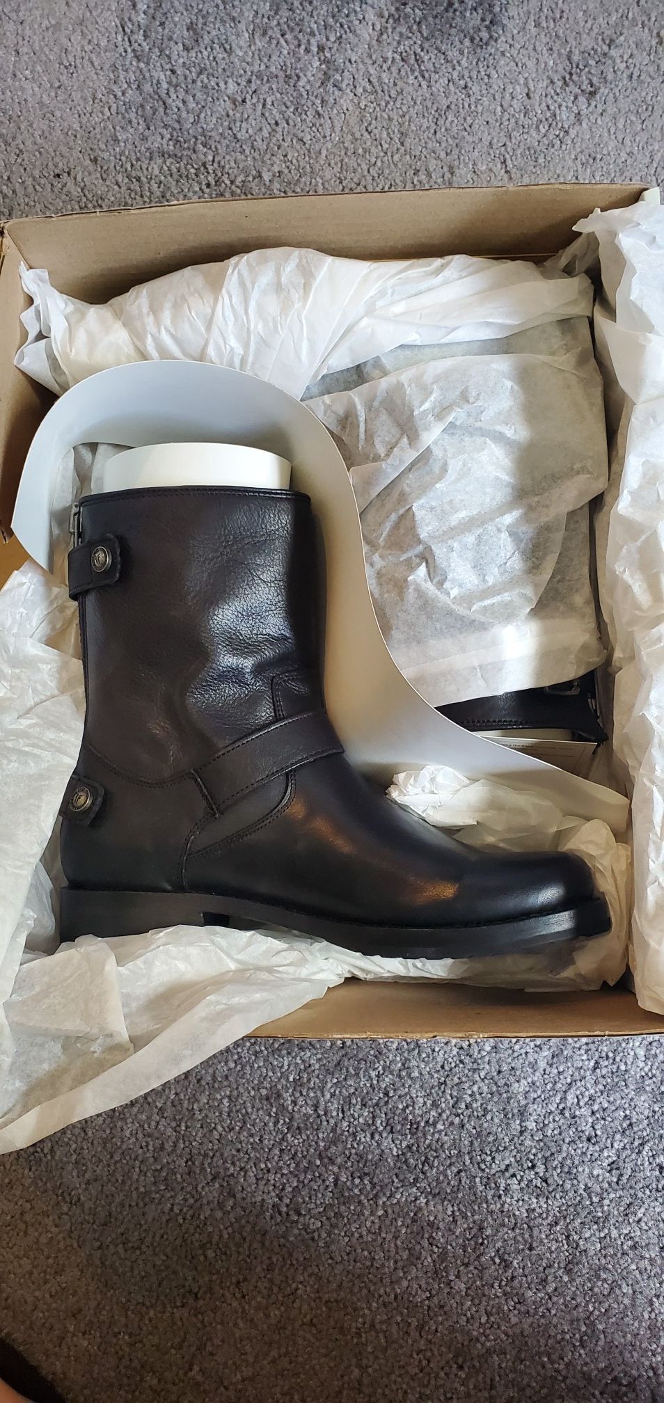 Frye Veronica leather booties