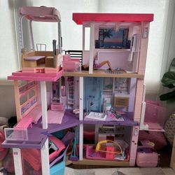 Barbie Dream House - EXCELLENT condition