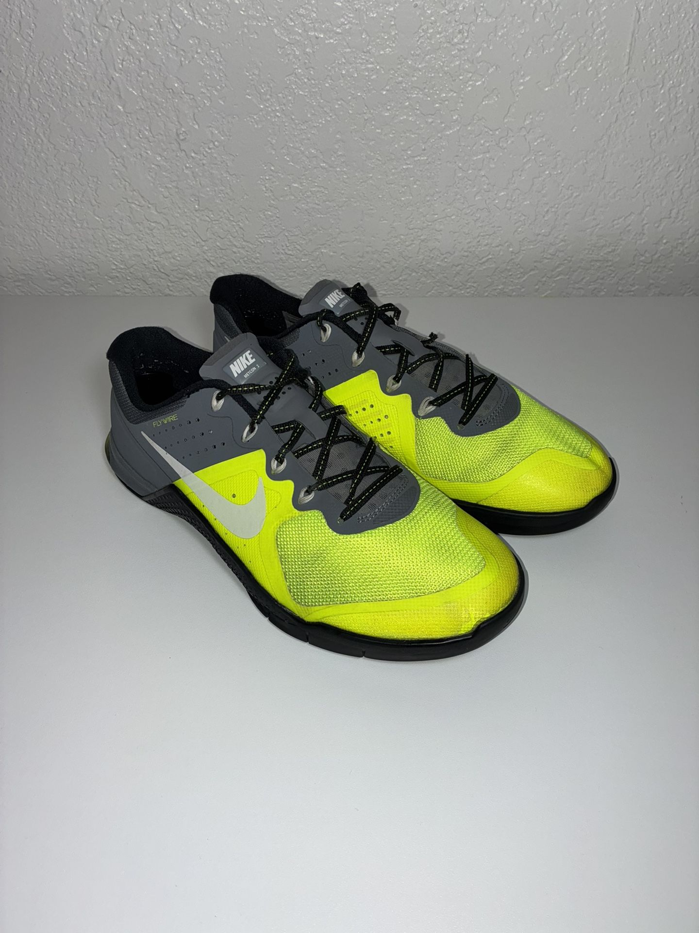Nike Metcon 2 Flywire Volt/Black 821913-700 Neon Running Shoes Women’s Size 9
