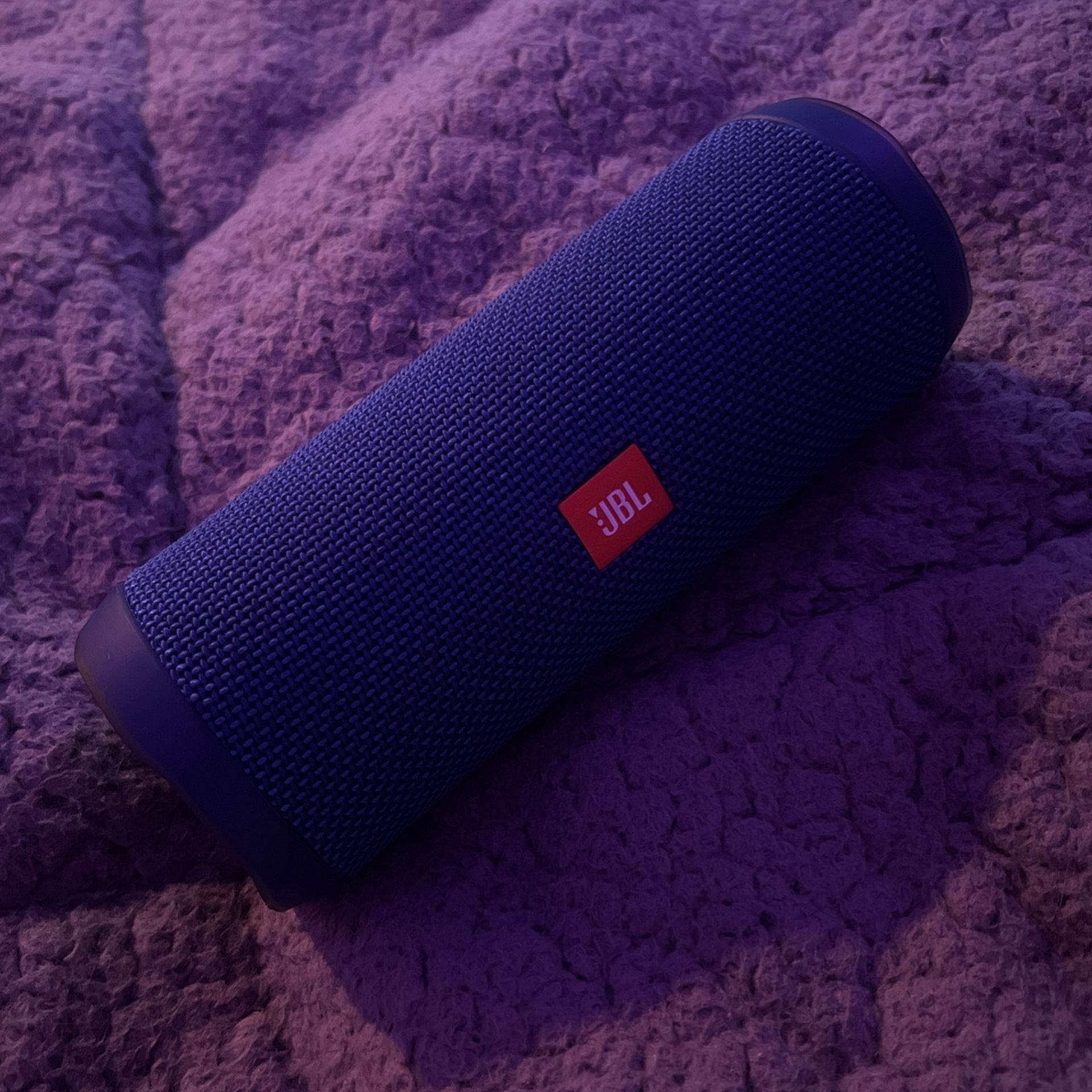 JBL flip 4