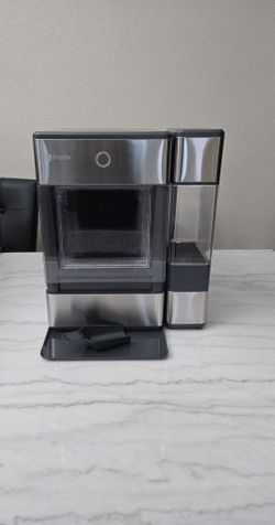 **Brand New** GE Profile Opal Nugget Ice Maker with Side Tank retails for $450 *FREE DELIVERY*
