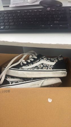 Girls size 3