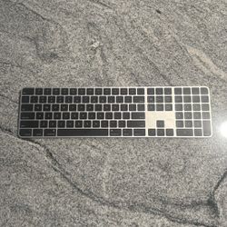 Apple Magic Keyboard with Touch ID and Numeric Keypad 