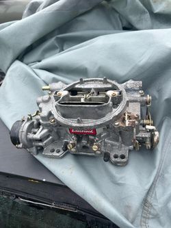 Edelbrock 4-Barrel Carburetor