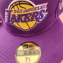 Lakers cap New Era