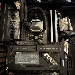 Asus ROG STRIX Ryzen 9 9900X 500GB SSD 32GB Ram DDR5!! READ DESCRIPTION PICK UP ONLY NO TRADE 👉FIRM ON PRICE👈 💲775 ONLY CASH 💵 
