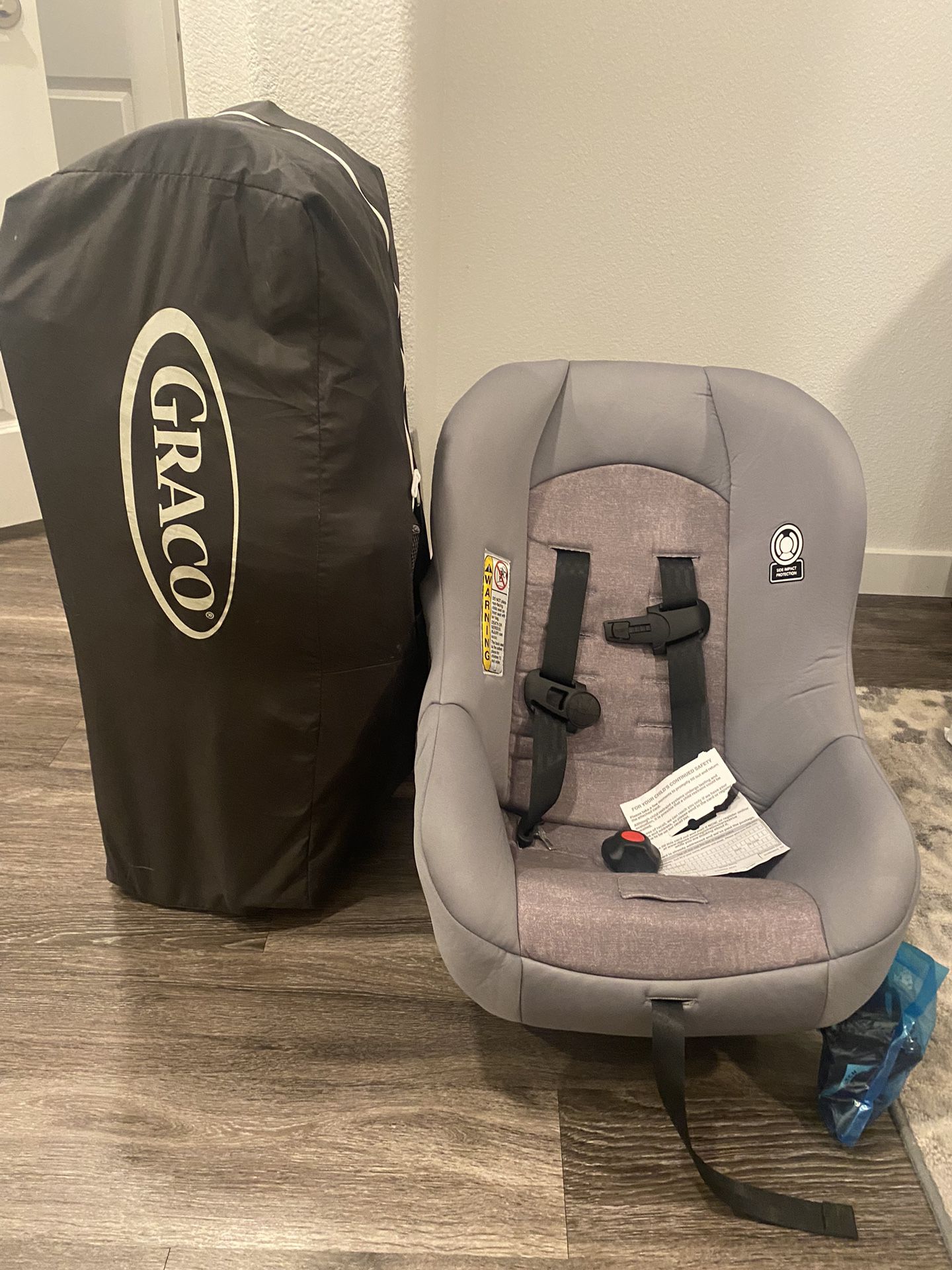 Graco Pack & Play & Car Seat Combo
