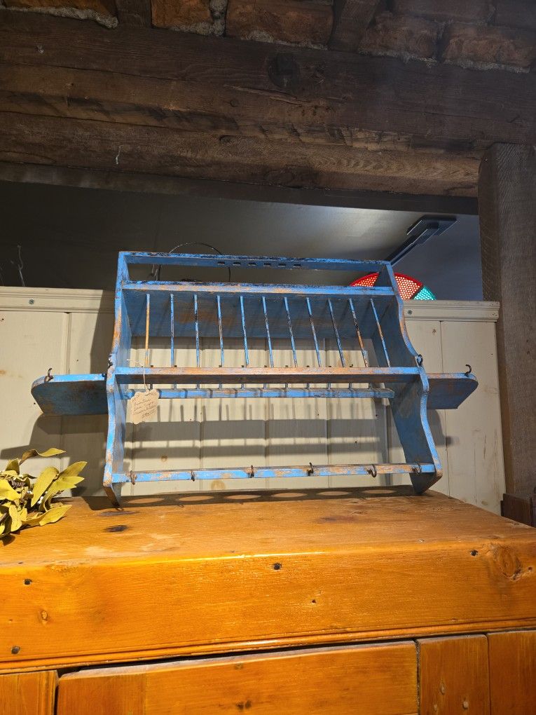 Antique Plate Rack