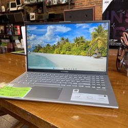 ASUS VivoBook F512JA 1.00GHz Dual Core 8GB RAM 128GB SSD 15.6" 1920x1080 Screen Windows 11