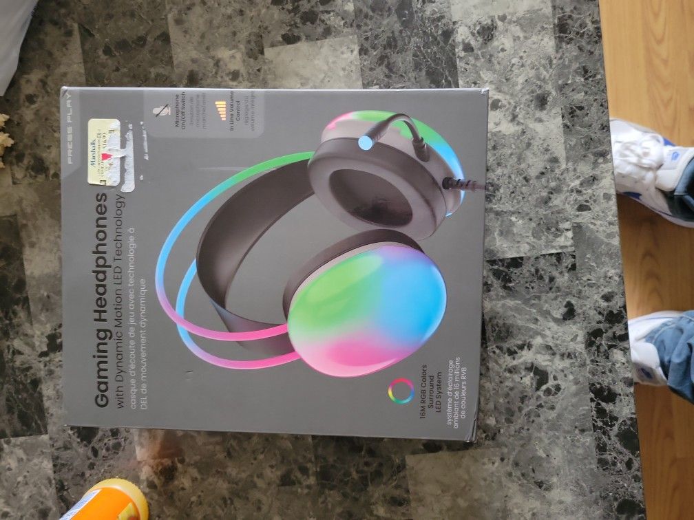 gaming headphones