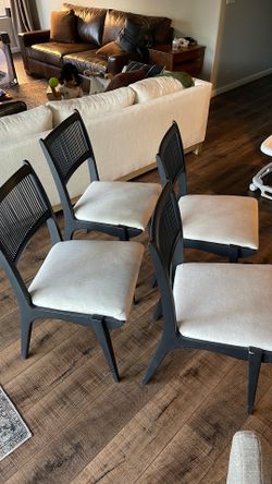 Set of 6 Henredon chairs