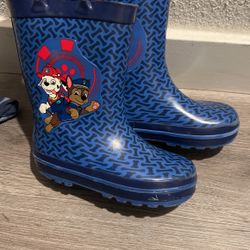 Toddler water boots