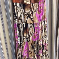 WOMEN’S sz 3X Maxi skirt, 36 inch length from top to bottom, elastic waist, stretch material, NEVER WORN, meet at Exxon at 2428 E Lamar Alex. Parkway