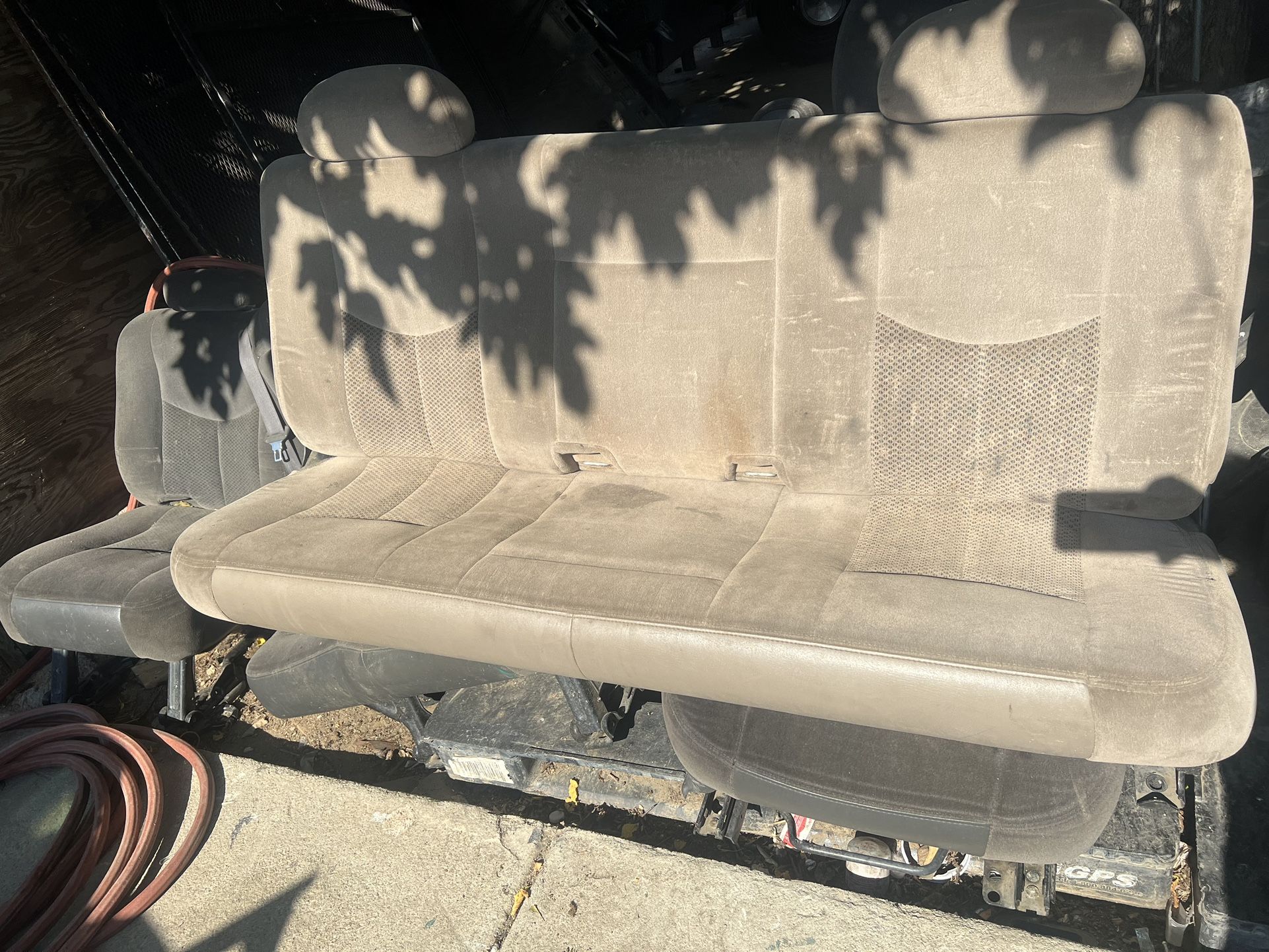 20002005 back seat chevy Silverado 50 for Sale in Bakersfield, CA