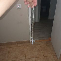 100 O Don't Know If The Pendant Is Plate