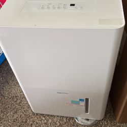 Dehumidifier 