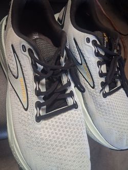 Brooks running shoes