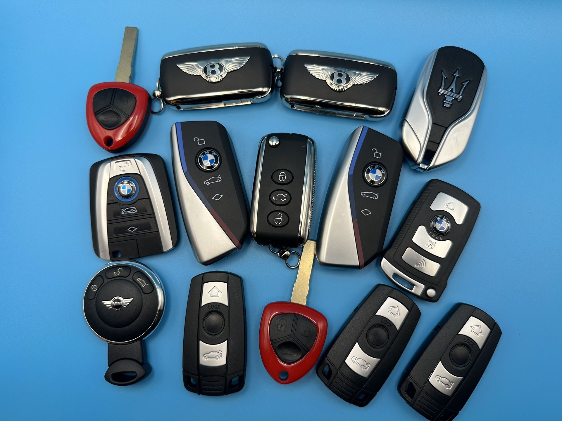 Porsche key Mercedes benz key fob Bmw key fob Toyota key fob Infiniti key fob Dodge key fob Audi key Bmw key Lexus key  Range Rover key  car key fobs