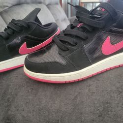 Air Jordan 1 GS Size 7y (2013)