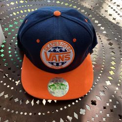 Brand New Vans Off The Wall Hat - $10