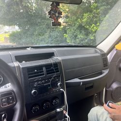 Gray 2012 Jeep Liberty 4x4