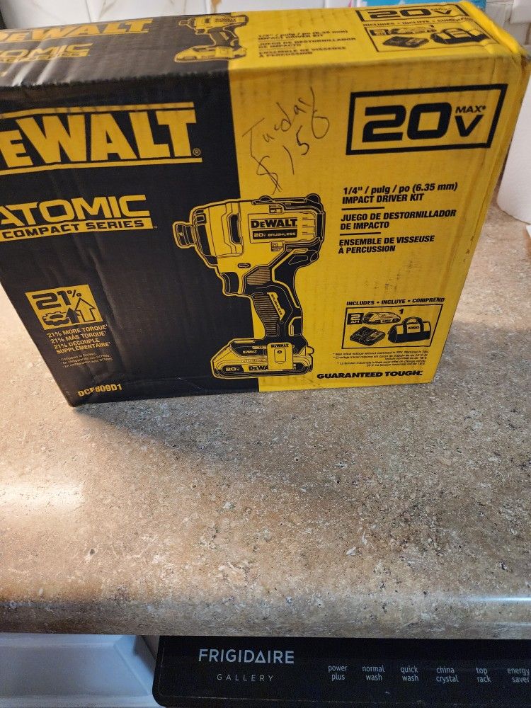 Dewalt Atomic Impact Driver New
