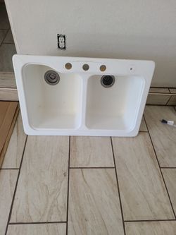 Kitchen Sink 33x22x9 Deep