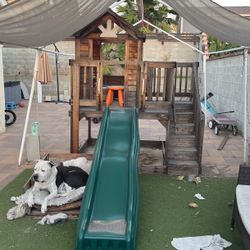 Kids Free Playground