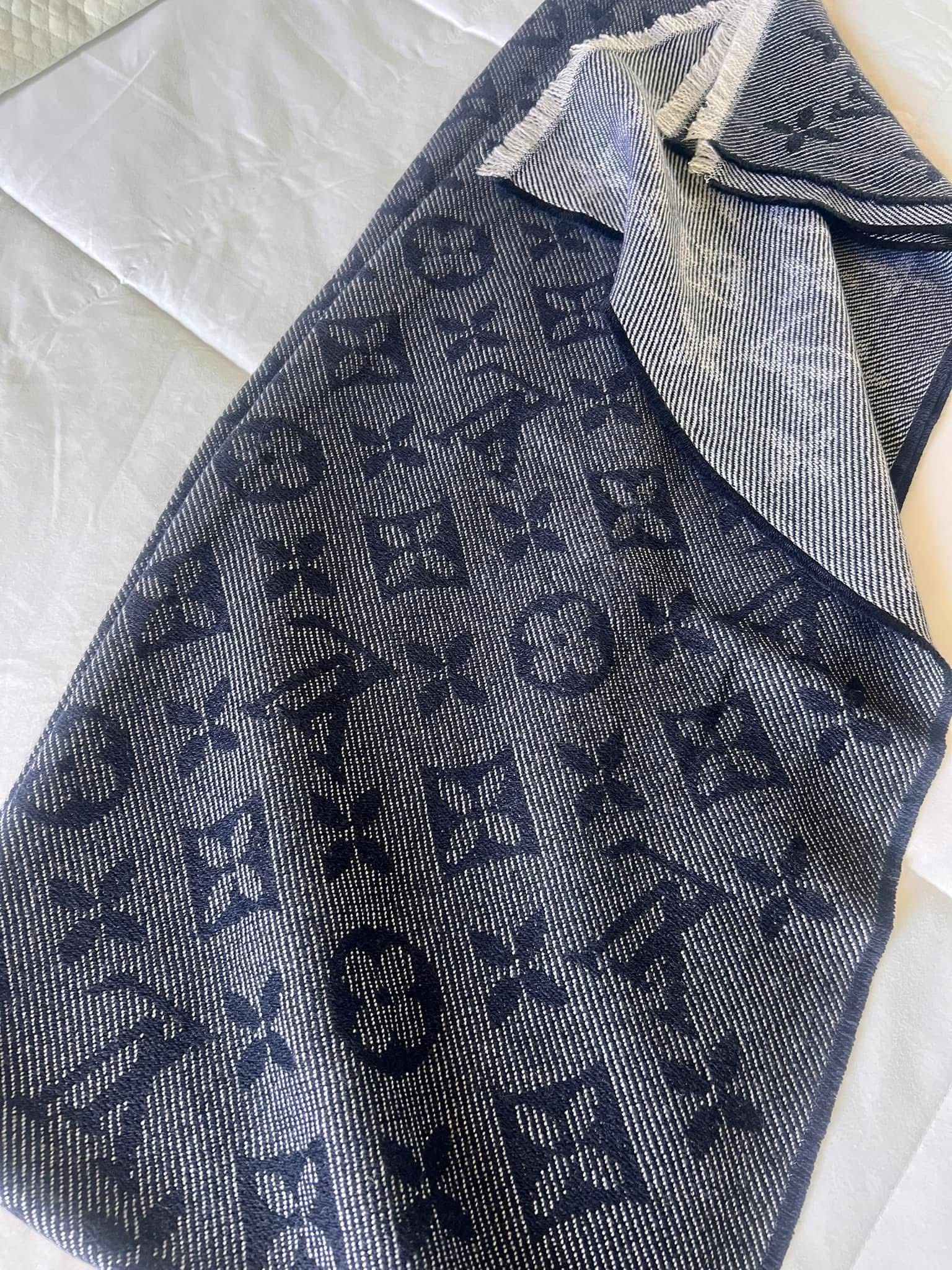 Louis Vuiton Original scars