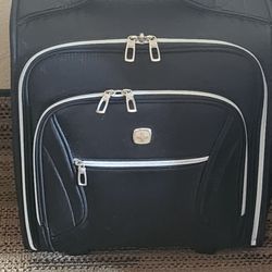 Brand New "Swiss Army" 14 Inch Under Seat/Carry On