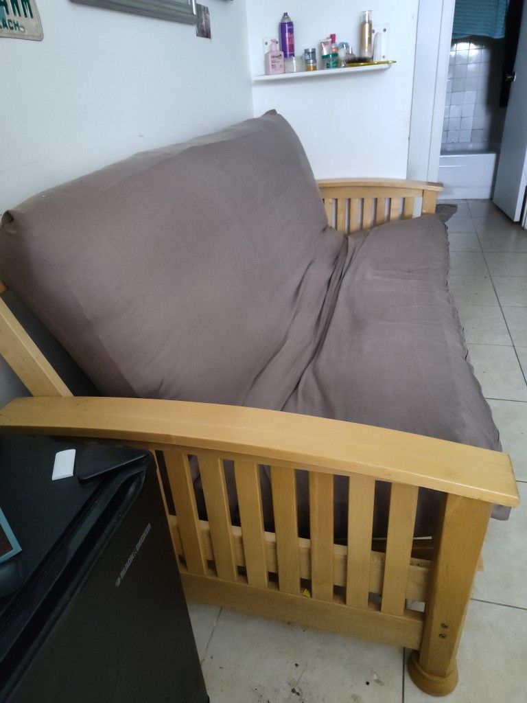 Wooden Futon With Cushion And Cover 