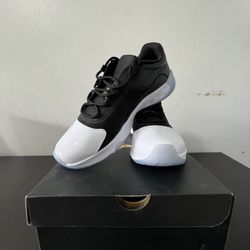 Air Jordan 11