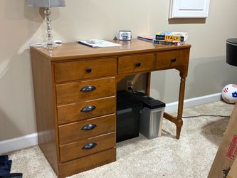 Ethan Allen desk