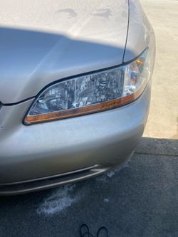Headlight cleaning