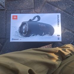 JBL Charge6